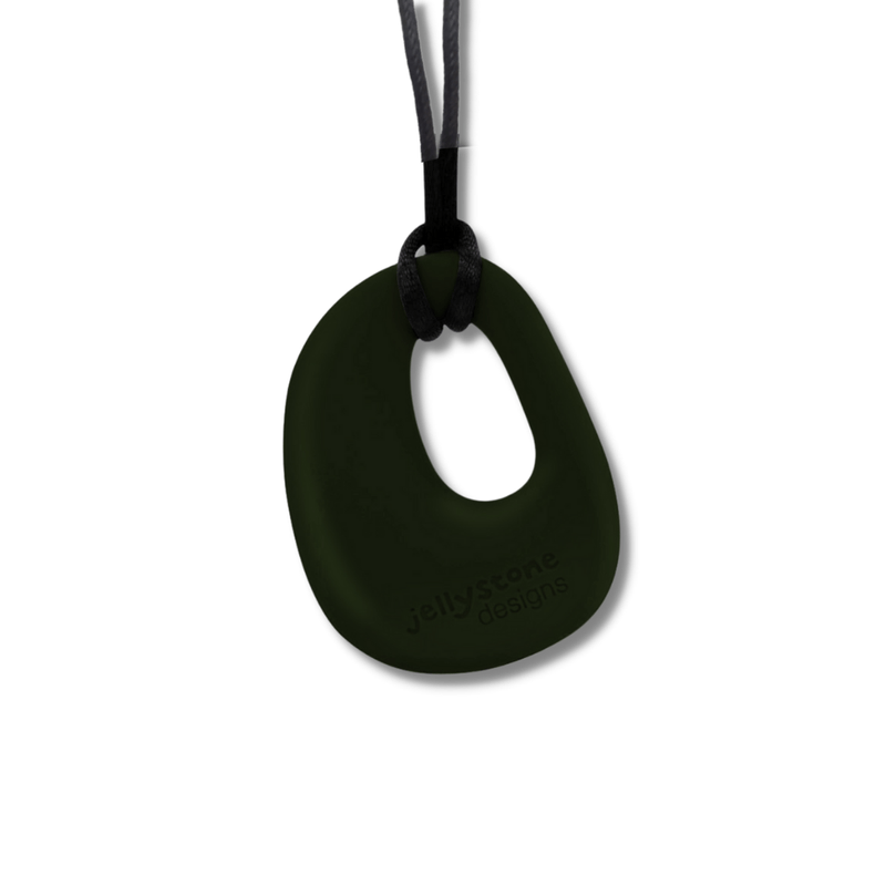 Organic-Chew-Pendant_4