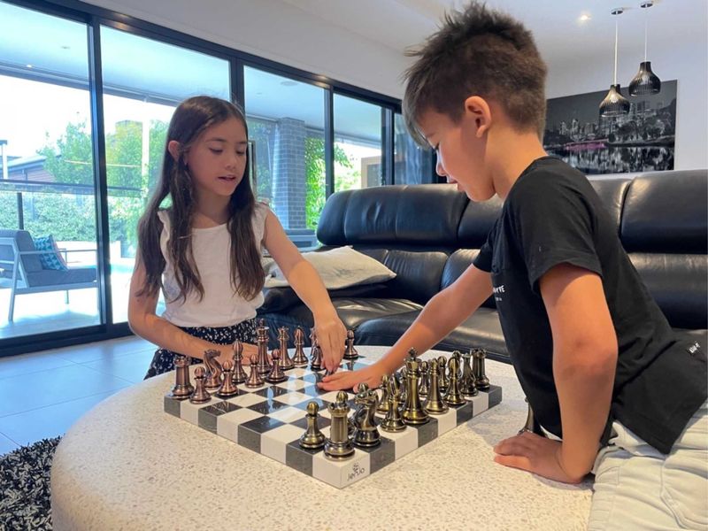 Chess-Marble-Board-wResin-Pieces_5