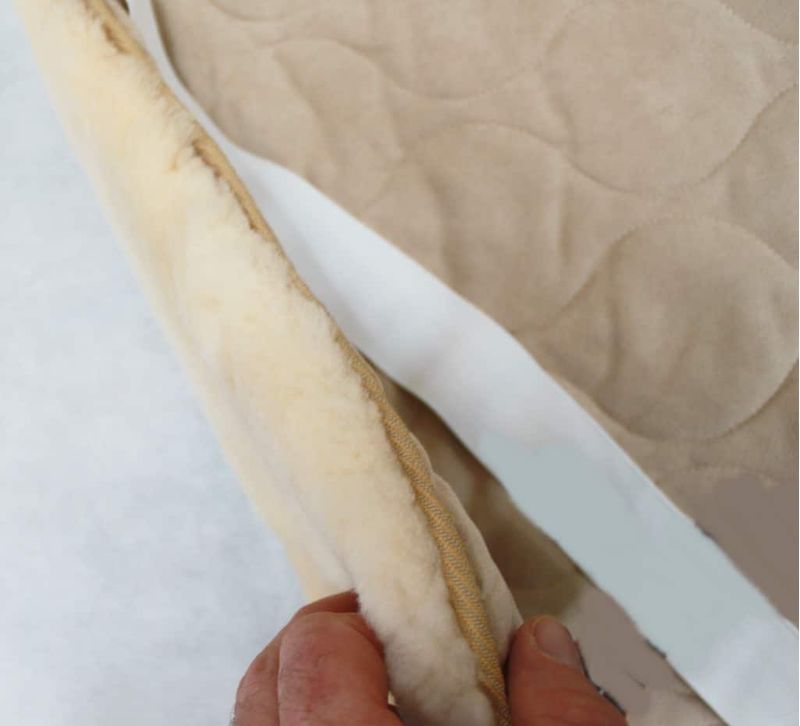 ozwool-medical-sheepskin-underlay.jpg