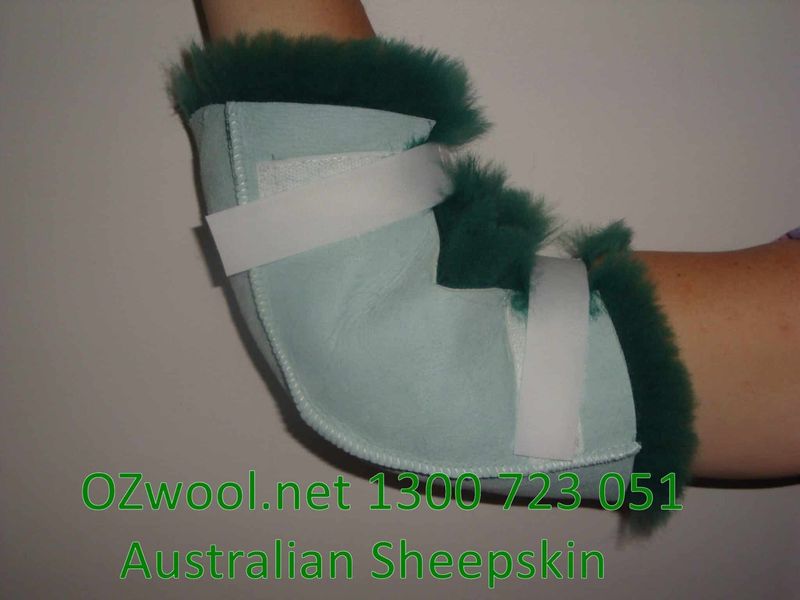 ozwool-medical-sheepskin-elbow-guard-2-straps-1-scaled-1.jpg
