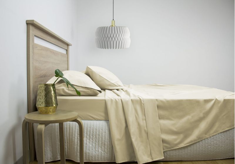 ARDOR-2500TC-SHEET-SET-LINEN-LIFESTYLE-scaled-jpg