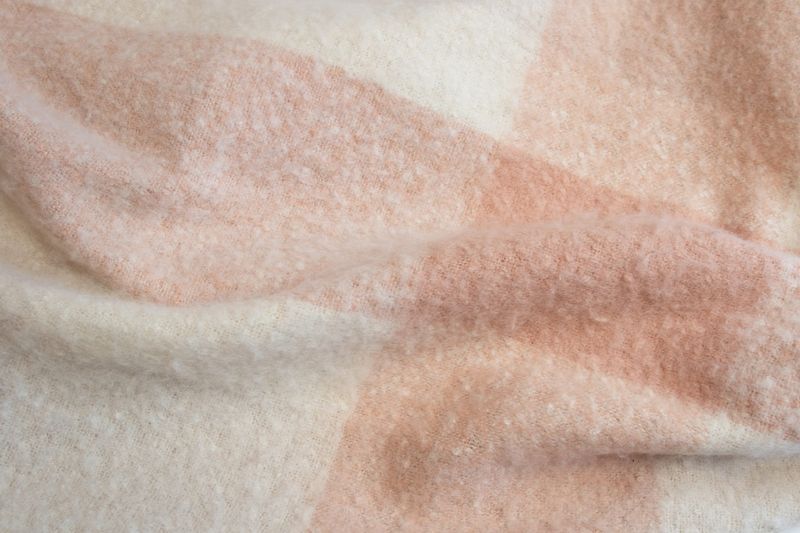 SIGRID-PINK-DETAIL-scaled-jpg