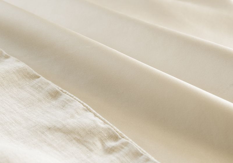 ARDOR-SILK-LINEN-PILLOWCASE-LINEN-DETAIL-jpg