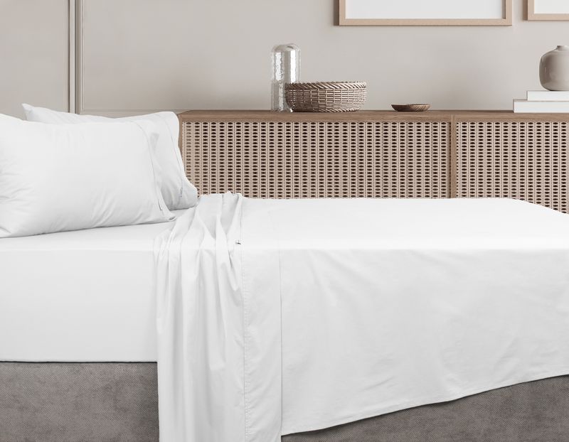 ALGODON-300TC-SHEET-SET-WHITE-LIFESTYLE-jpg