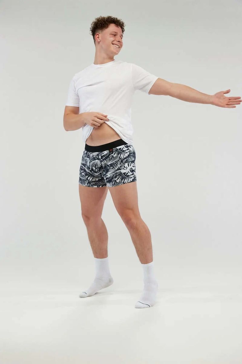Teen-incontinence-boxer-briefs.webp
