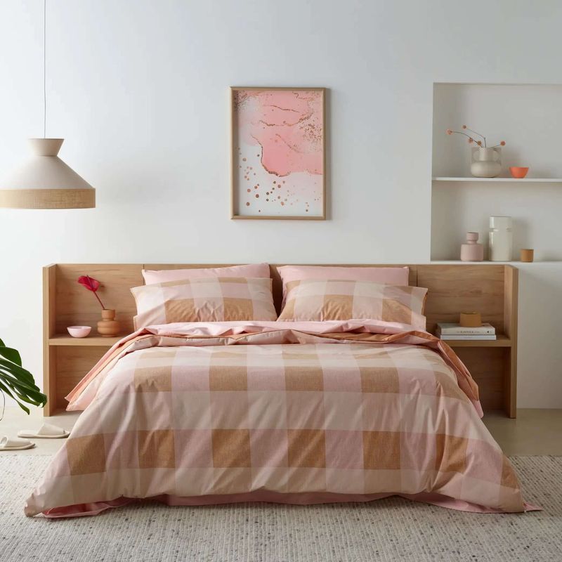 Waterproof-Quilt-Cover-Set-Checkered-Blush.webp
