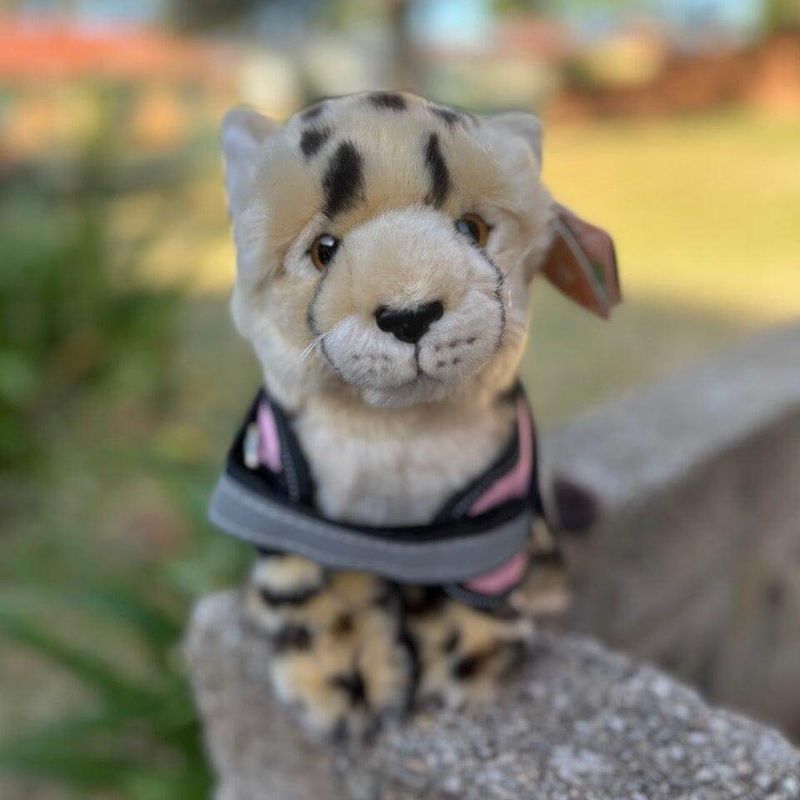 living_nature_cheetah_emotional_support_stuffed_animal.jpg
