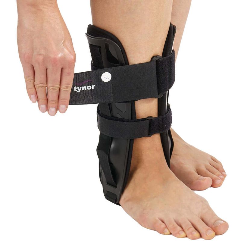 ankle-splint-universal-size.jpg